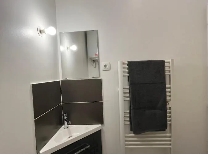 Le 136 B Apartment *